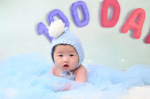 双峰宝宝睡觉老是动来动去 双峰宝宝睡觉老是动来动去